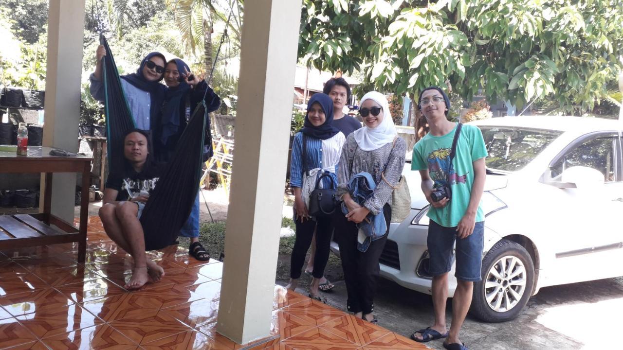 Fajar Home Stay Batukaras Exterior foto