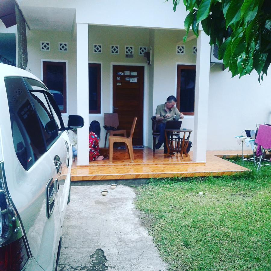 Fajar Home Stay Batukaras Exterior foto
